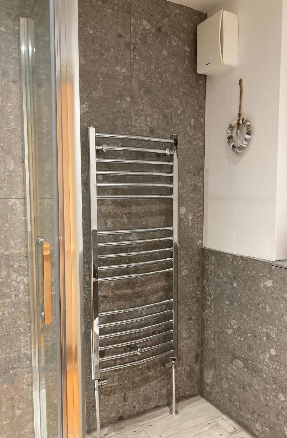 Olive Tree Apartment Hove Dış mekan fotoğraf